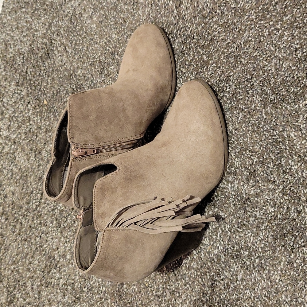 Carlos Santana Tempe Ankle Boot Size 8